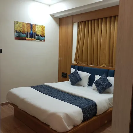 Hotel R K Villa-2